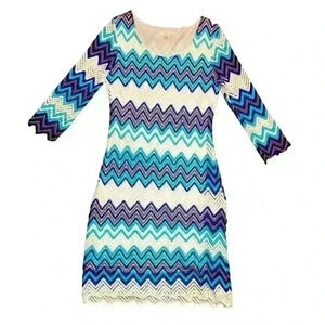 Vasna Desire Woman’s Dress Ling Sleeve Chevron Lace Crochet Size S